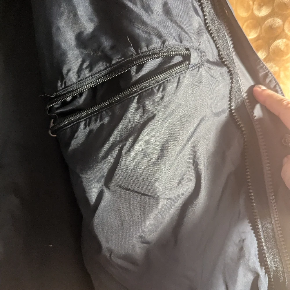 The North Face. Men's Jacket. With Hood. Grey And Black. Lined.
